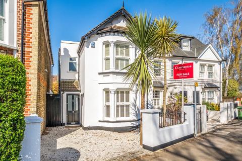 Thames Street, Weybridge, KT13 3 bed detached house for sale