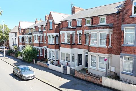 Columbus Ravine, Scarborough 2 bed ground floor flat for sale