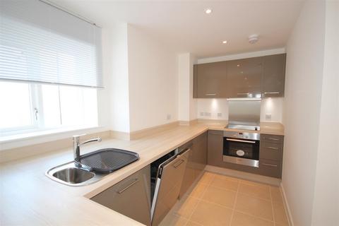 Westwood Drive, Kingsmead, Canterbury 2 bed flat for sale