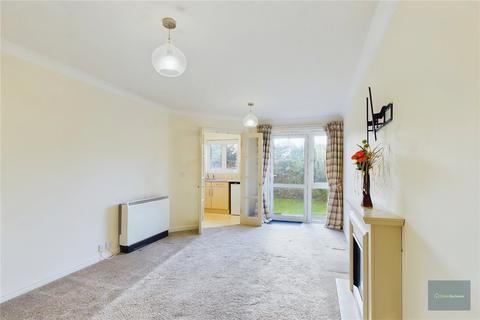 Regal Court, Trowbridge BA14 1 bed apartment for sale