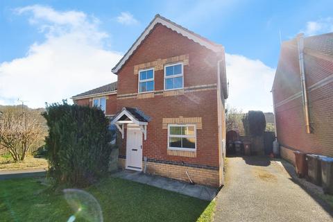 Inglenook Close, Crook 3 bed semi