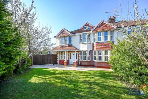 Tarbock Road, Huyton, Liverpool... 5 bed semi