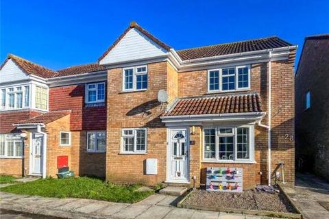 Halifax Way, Christchurch BH23 2 bed maisonette for sale