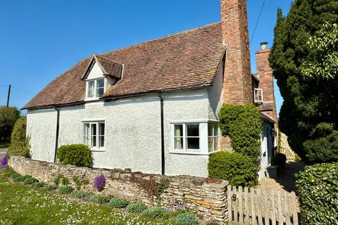 Tewkesbury GL20 4 bed detached house for sale