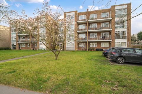Foxgrove Road, Beckenham 2 bed apartment for sale