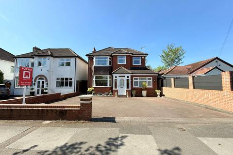 Radbourne Road, Shirley 6 bed detached house for sale