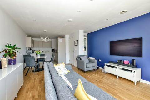 West Street, Watford, WD17 3 bed apartment for sale