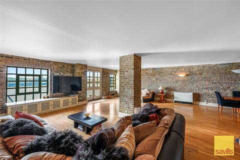 Wapping Wall, London, E1W 2 bed apartment for sale