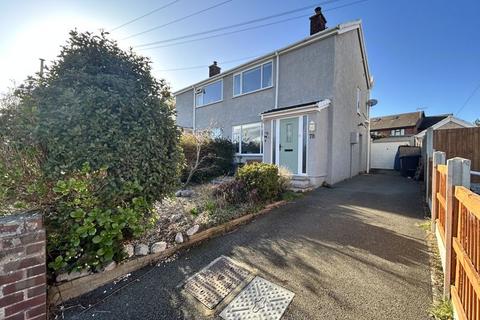 Llanrhos Road, Penrhyn Bay 2 bed semi