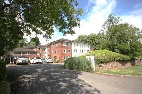 Flat 55   Morgan Court, Worcester... 2 bed apartment for sale