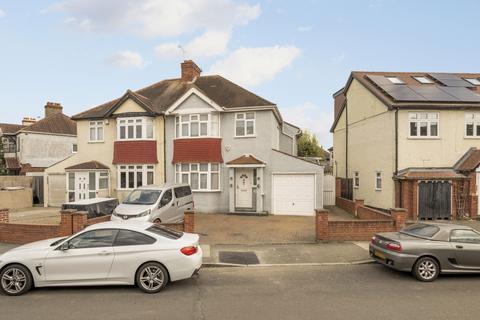 Belmont Avenue, Mew Malden KT3 3 bed semi