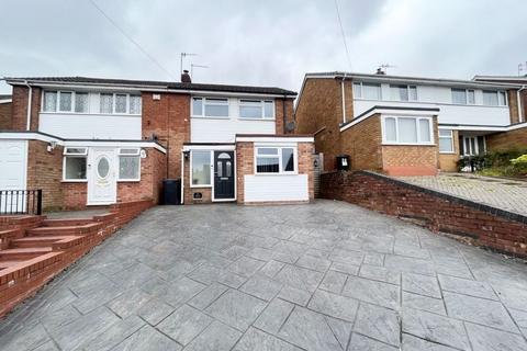 Walker Avenue, Brierley Hill DY5 3 bed semi