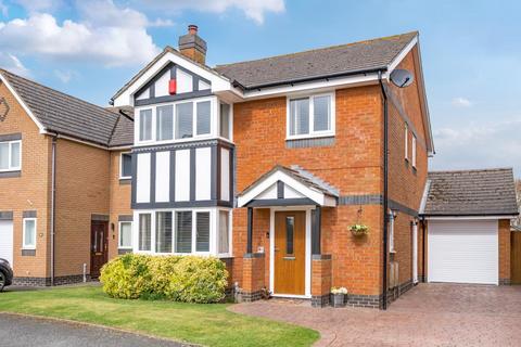 Kidlington,  Oxfordshire,  OX5 4 bed detached house for sale