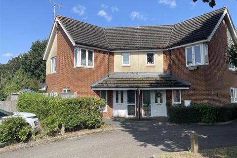 Pages Orchard, Sonning Common Reading... 2 bed semi