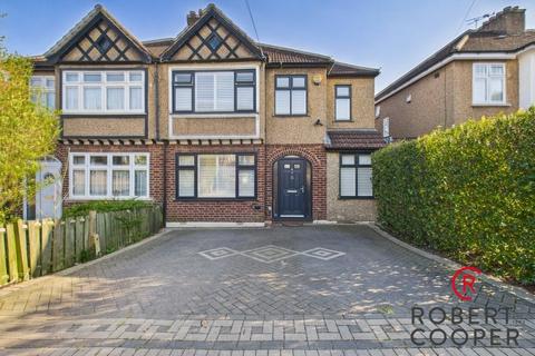 Lyndhurst Avenue, Pinner, HA5 5 bed semi