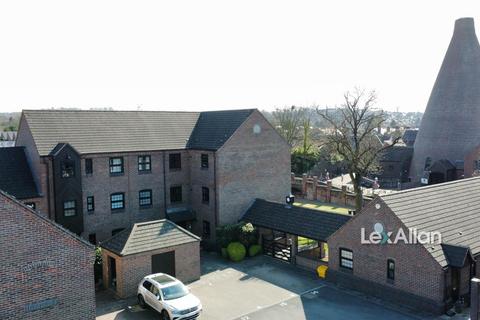 Camellia Gardens, Wordsley, Stourbridge 2 bed apartment for sale
