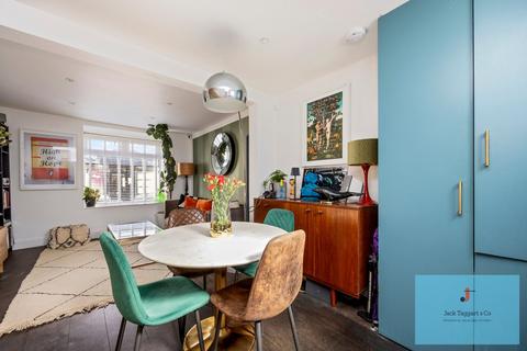 Upper Gloucester Road, Brighton, BN1 2 bed semi