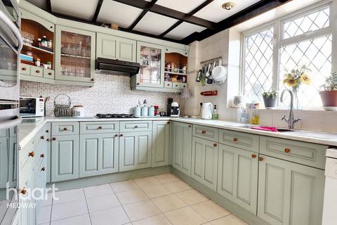Lee Road, Snodland 6 bed detached house for sale