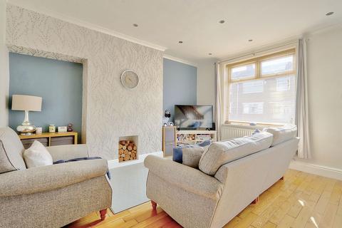 Garden Place, Middlesbrough, TS6 2 bed semi
