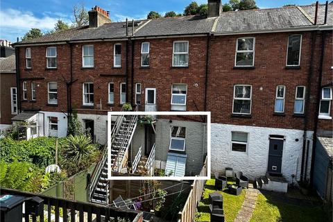Victoria Road, Dartmouth 2 bed flat for sale