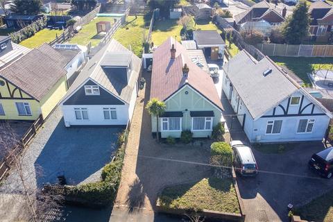 Sutton Road, Maidstone, Kent, ME15 3 bed bungalow for sale