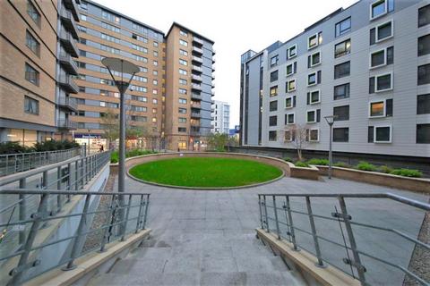 North Acton, London W3 2 bed apartment for sale