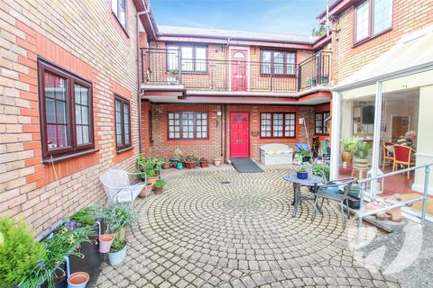 Footscray Road, London, SE9 2 bed flat for sale