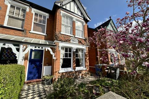 Marlborough Road, Ipswich IP4 4 bed semi