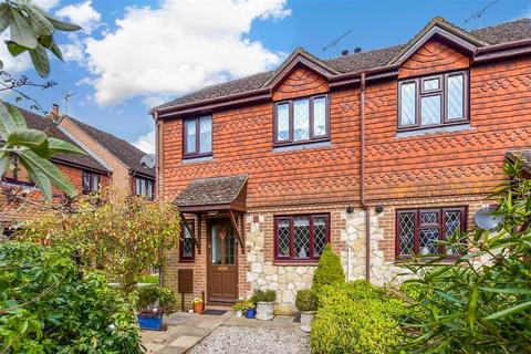 April Cottage, Ashford TN27 3 bed end of terrace house for sale