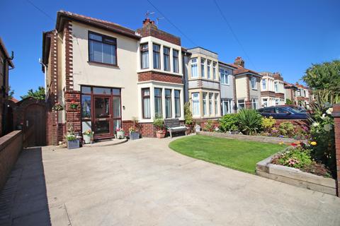 Rossall Grange Lane,  Fleetwood, FY7 3 bed semi
