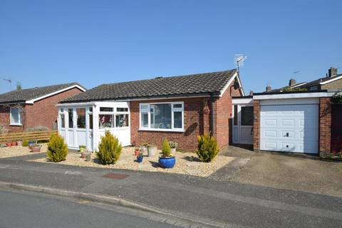 Canterbury Avenue, Ely CB6 2 bed detached bungalow for sale