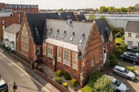 Dunalley Street, Cheltenham, GL50 2 bed apartment for sale