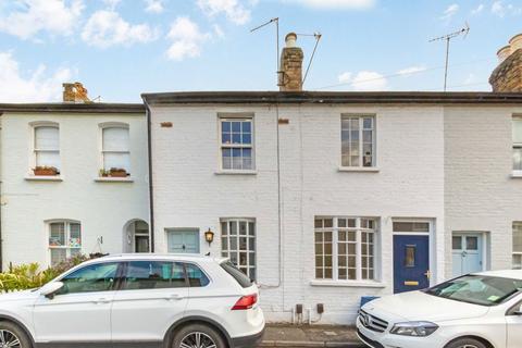 Hyde Road, Richmond TW10 2 bed house for sale