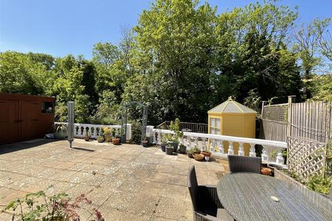 Seabrook Court, Hythe, Kent 3 bed detached bungalow for sale