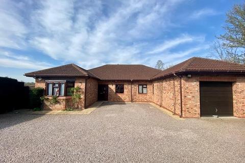 Crowland Road, Eye, Peterborough 4 bed detached bungalow for sale