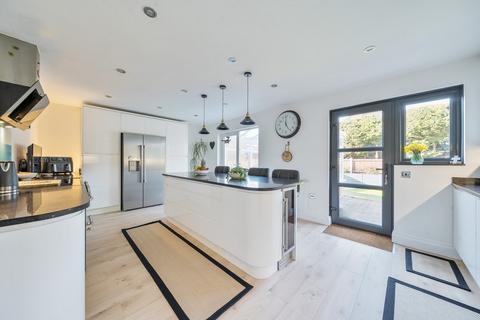 Hamelin Road, Gillingham, ME7 4 bed detached house for sale
