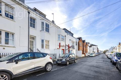 Bath Street, Brighton, East Sussex, BN1 1 bed flat for sale