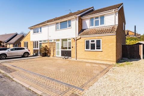 6 bedroom semi-detached house for sale