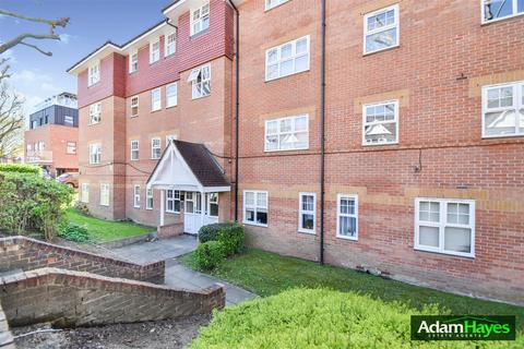 Woodside Lane, London N12 2 bed apartment for sale