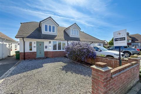 Neville Avenue, Portchester, 3 bed end of terrace house for sale