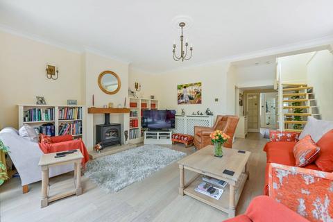 Avenue Road, Bray, Maidenhead, SL6 3 bed maisonette for sale