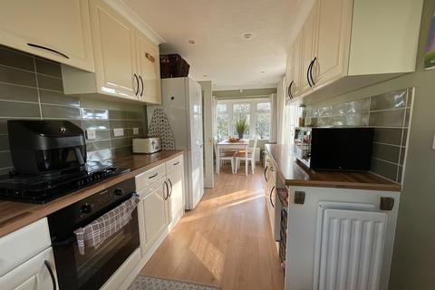 Towngate Wood Park, Tonbridge, Kent 2 bed park home for sale