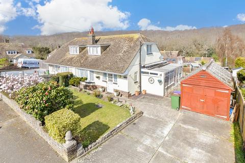 Woodlands Drive, Hythe CT21 2 bed semi