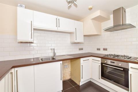 Lind Hill, Ryde PO33 2 bed ground floor flat for sale