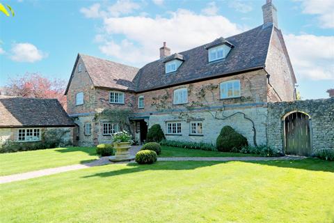 Long Crendon, Buckinghamshire 7 bed house for sale