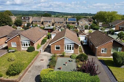 Pinedale, Lydney GL15 3 bed detached bungalow for sale