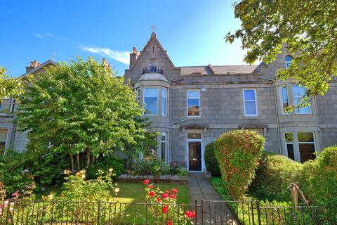 Fountainhall Road, Aberdeen AB15 4 bed apartment for sale