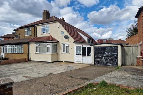 4 bed semi-detached house