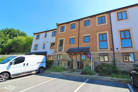 Greenlea Court, Waterloo... 4 bed townhouse for sale