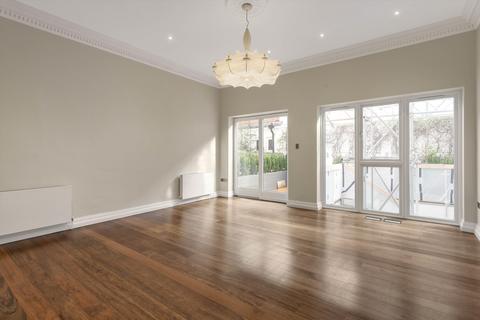 Cadogan Square, London, SW1X 2 bed flat for sale